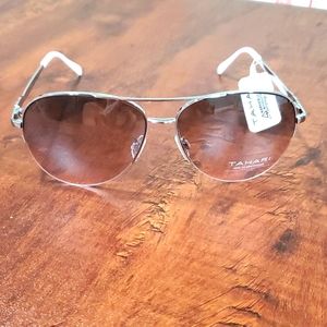 NWT Tahari aviators